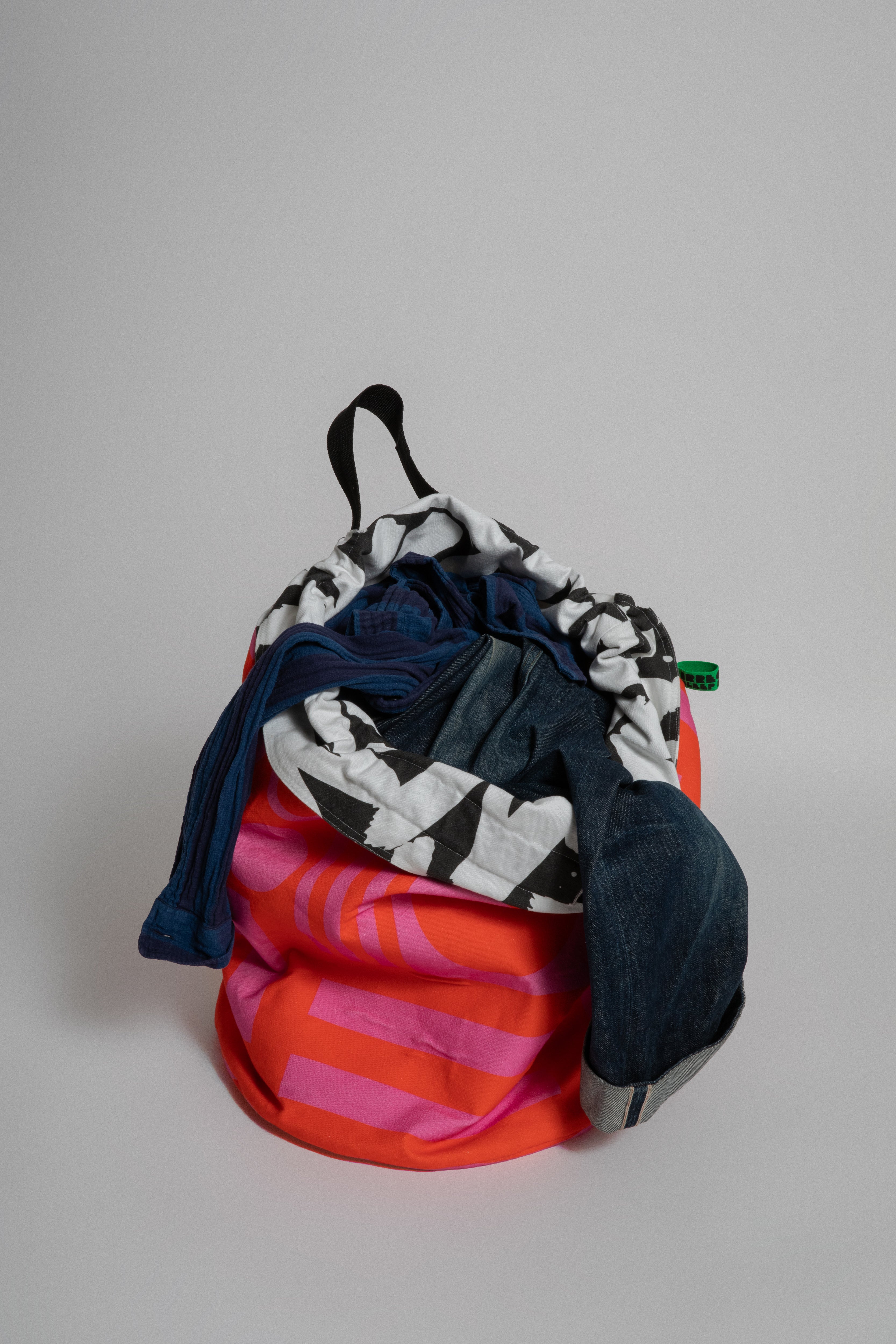 Reversible Laundry Bag in Hot Pink / Jungle / Mono