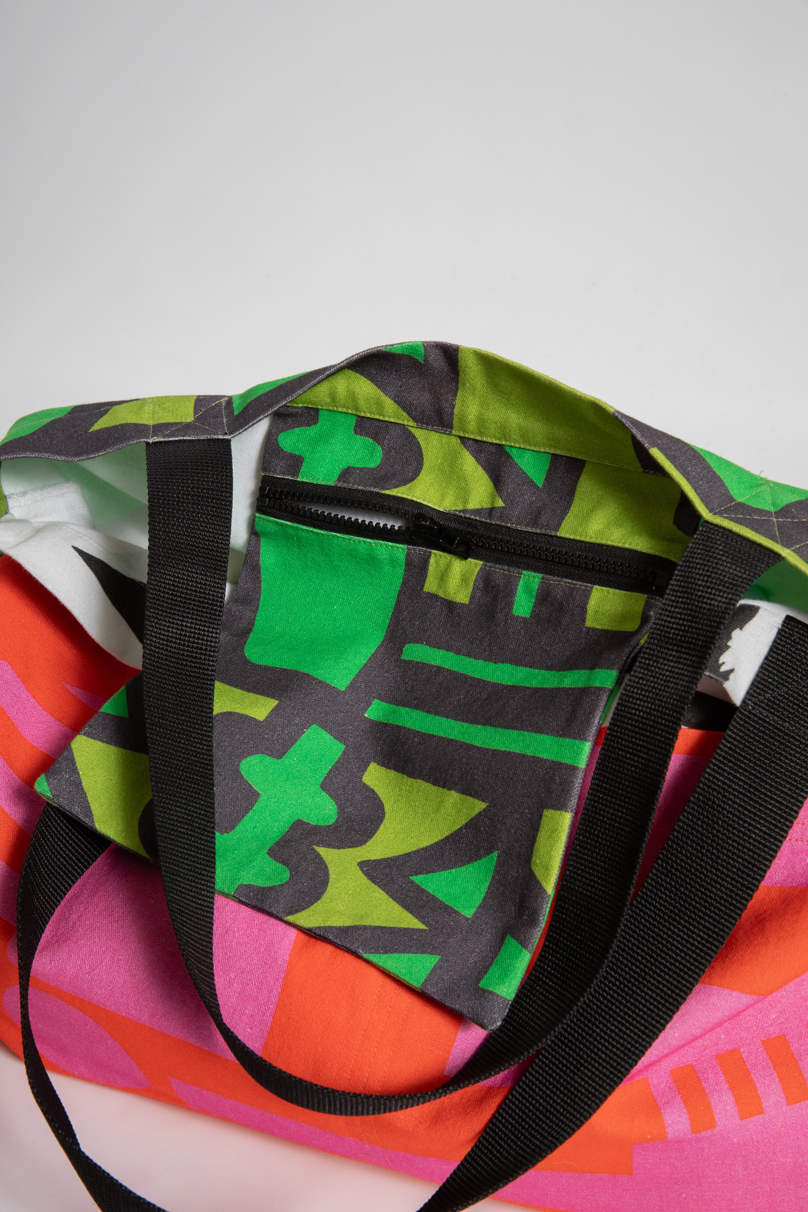 Market Bag in Hot Pink