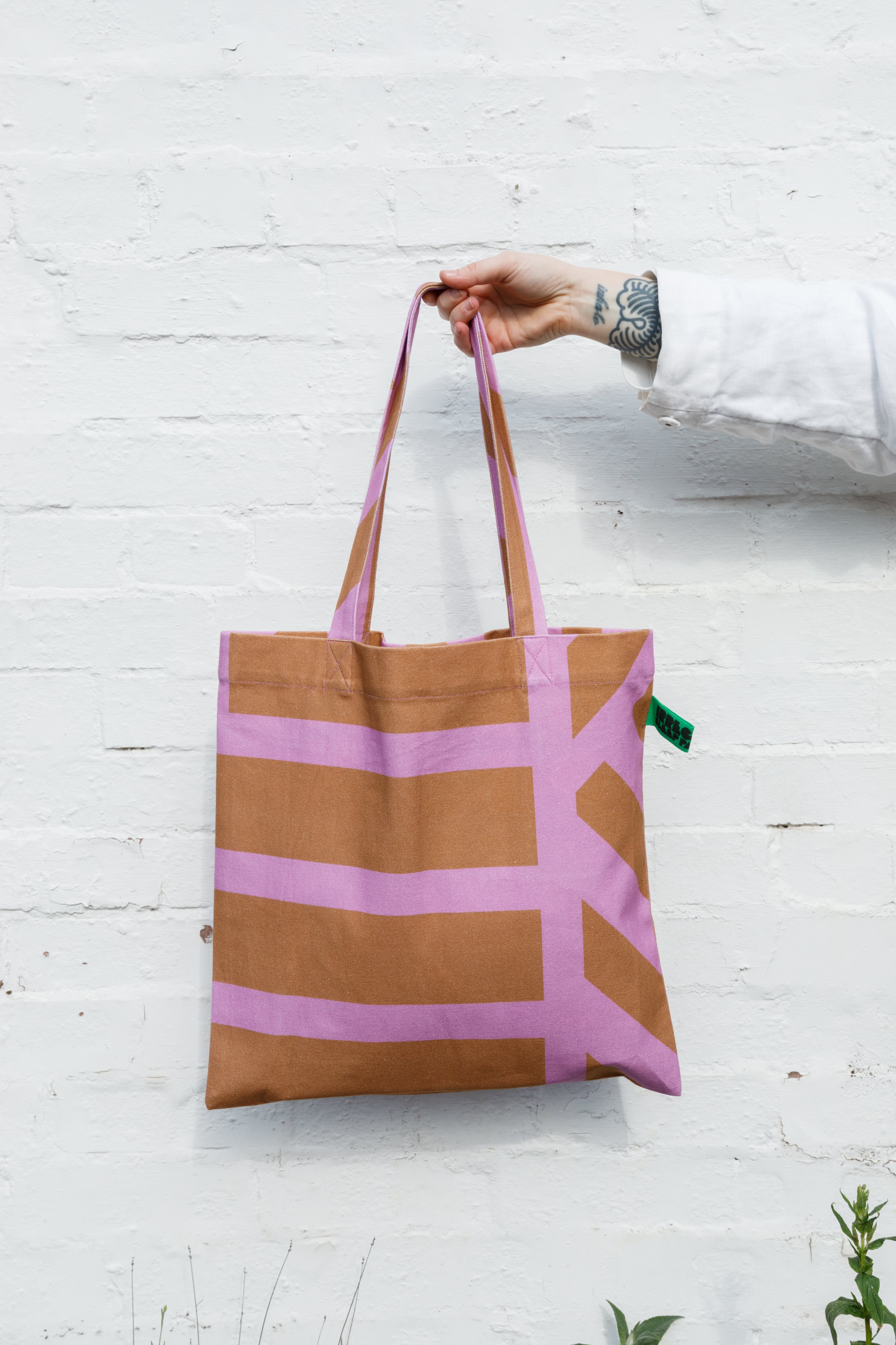 Sidewinder Tote in Caramallow