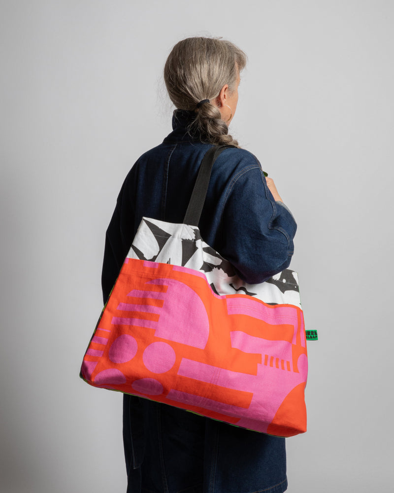 Market Bag in Hot Pink