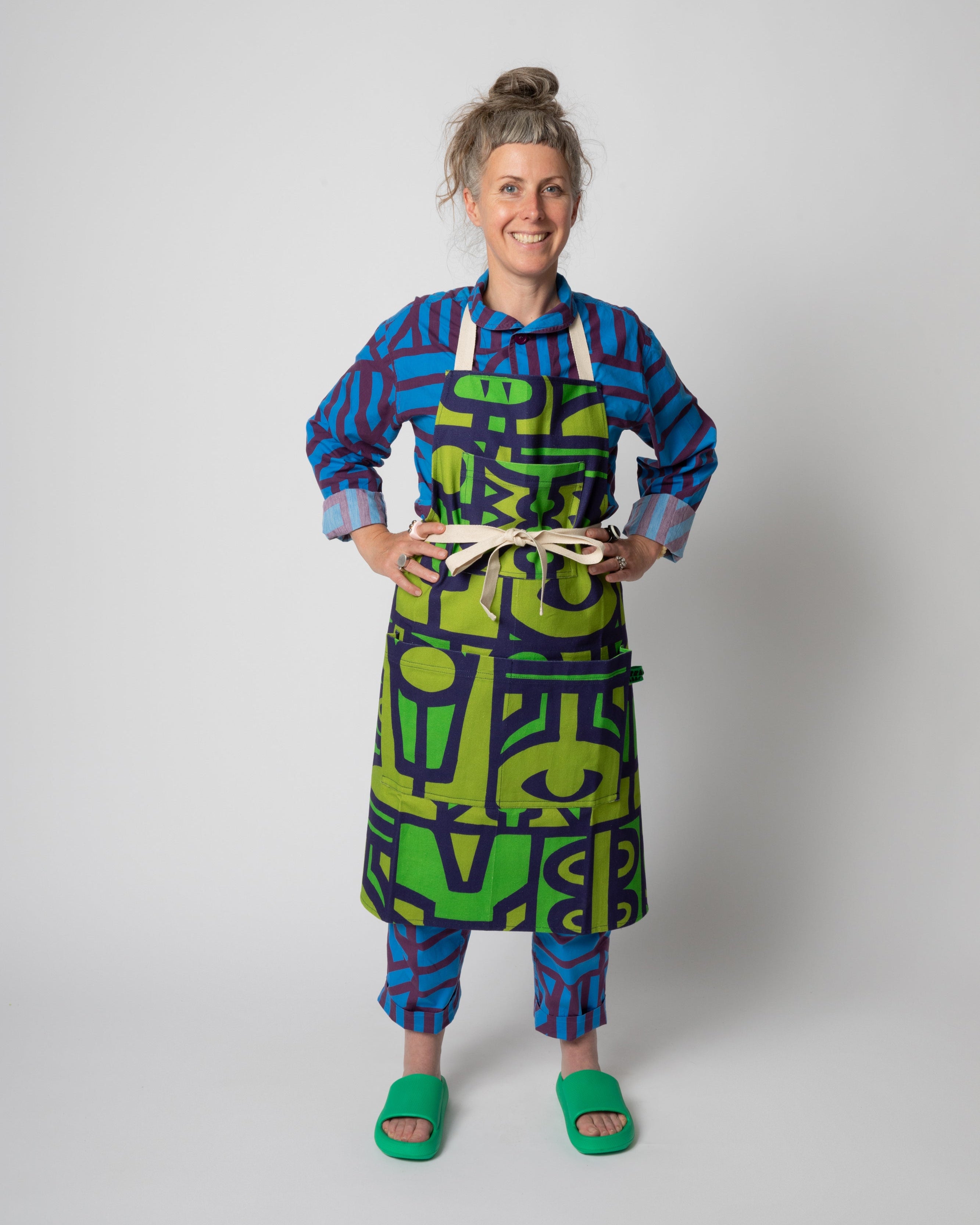 Apron in Jungle
