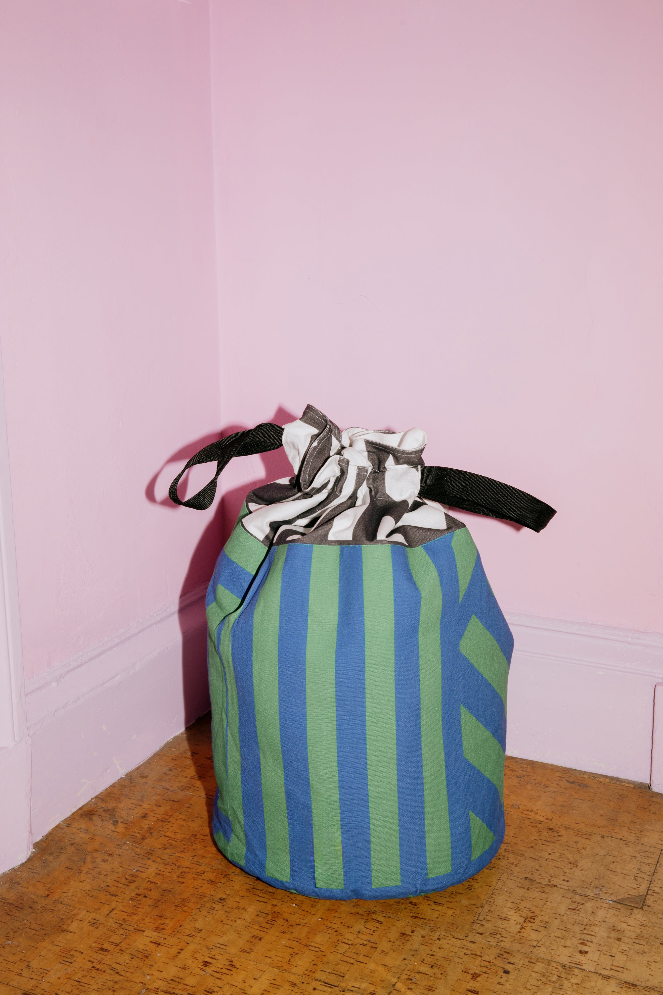 Reversible Laundry Bag in Kelly Caramallow
