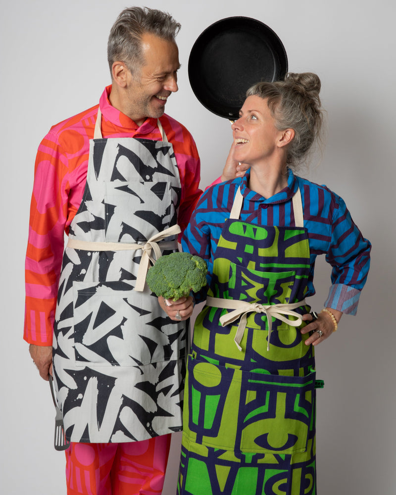 Apron in Mono