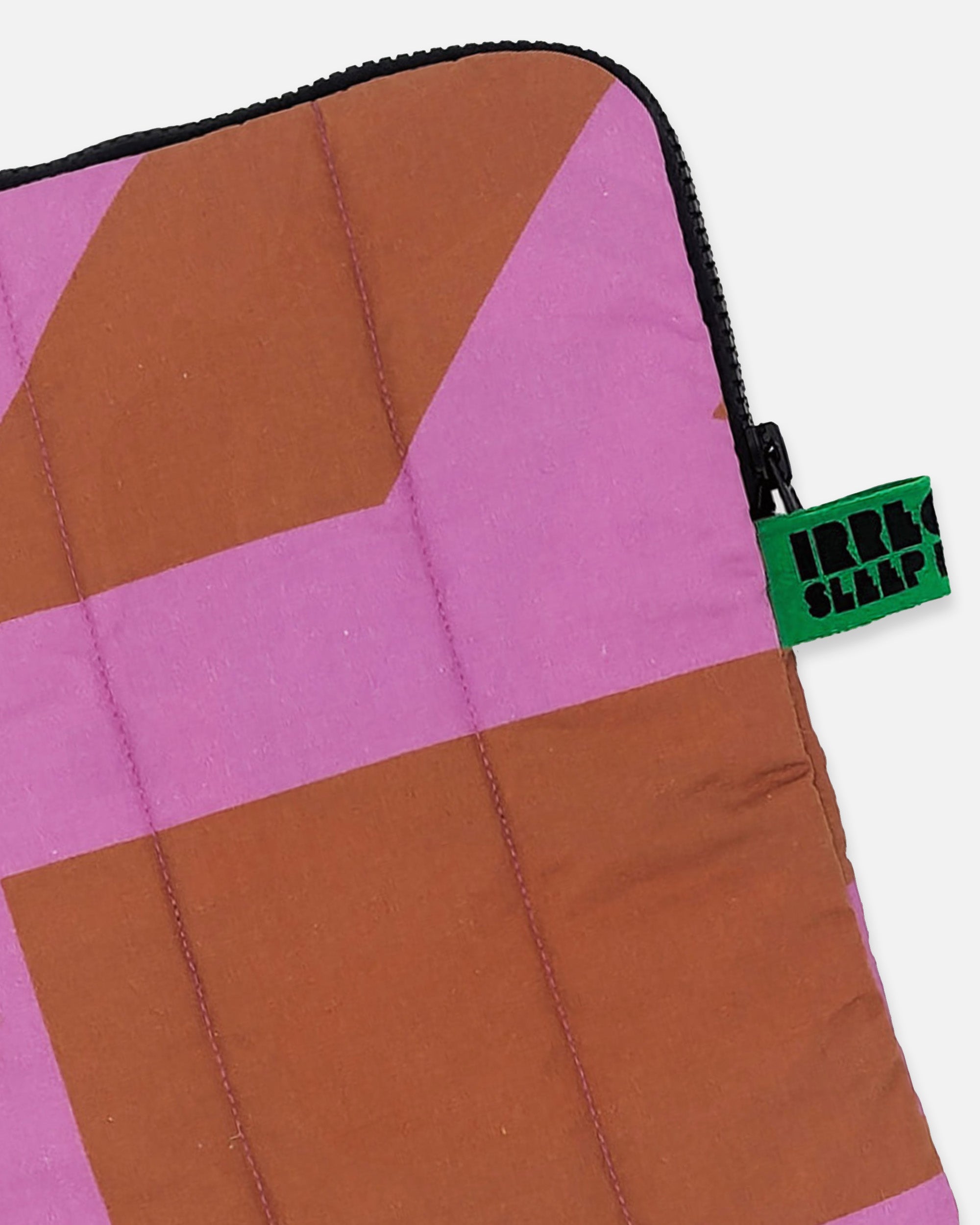 Quilted Ipad case in Caramallow