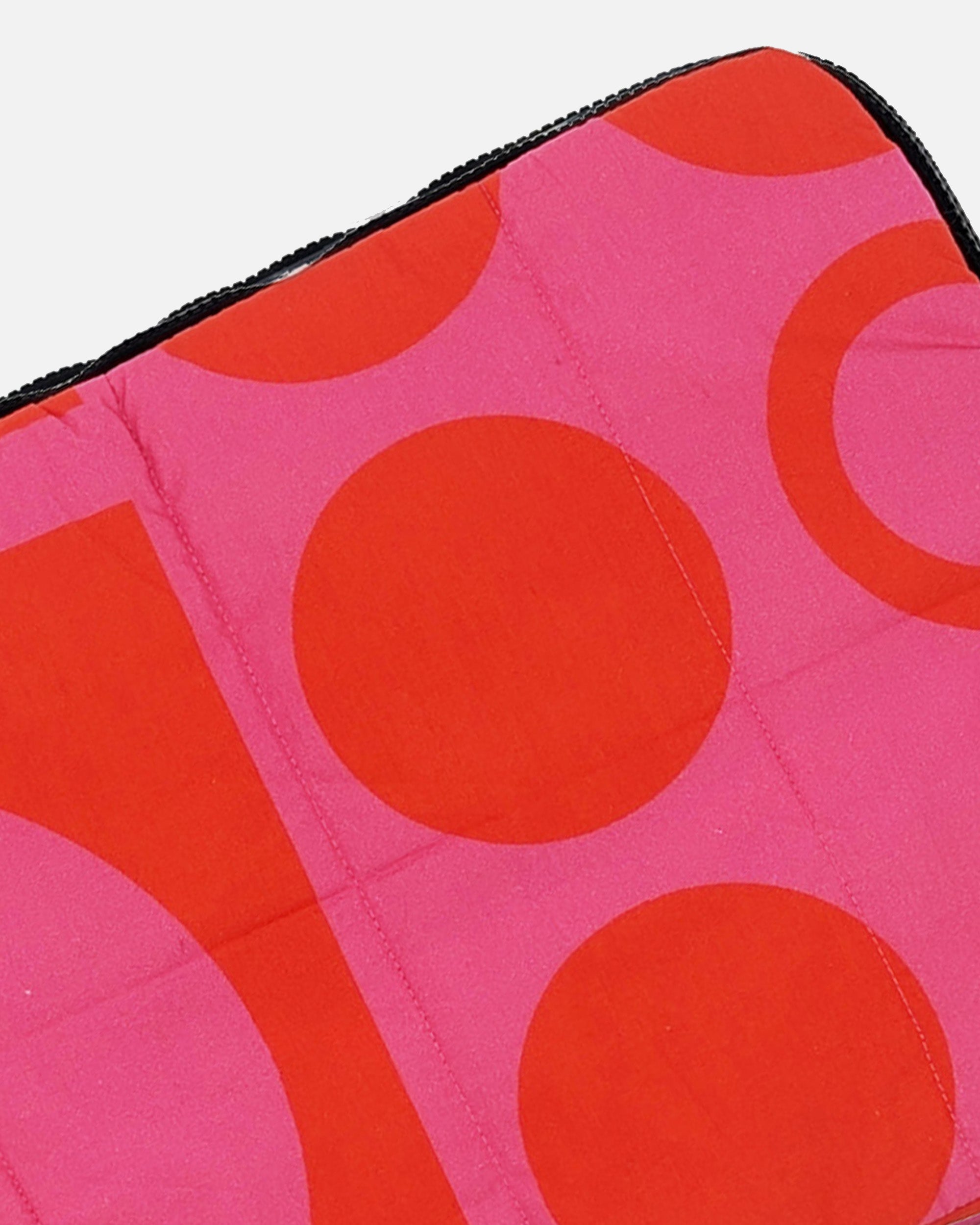 Quilted Laptop case in Hot Pink