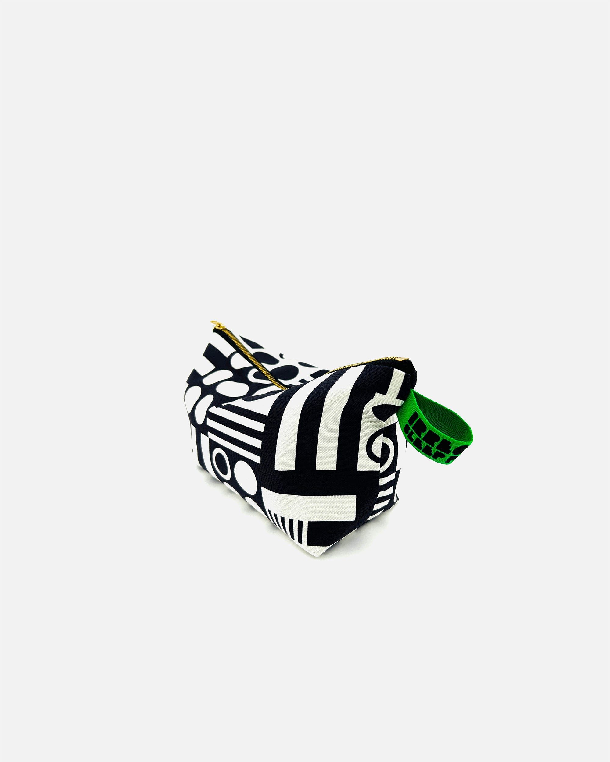 Organic Cotton Washbag in Mono