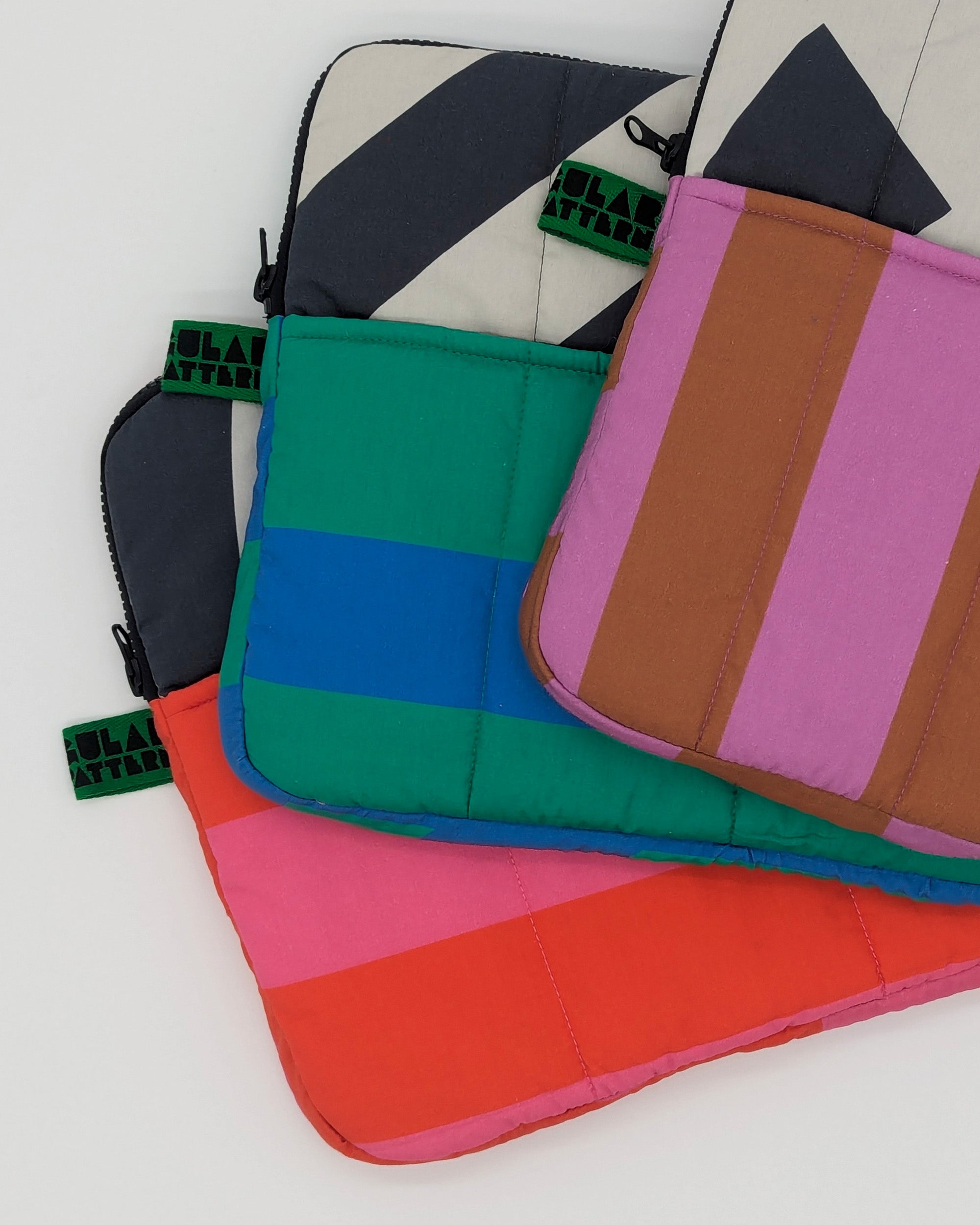 Quilted Laptop case in Hot Pink