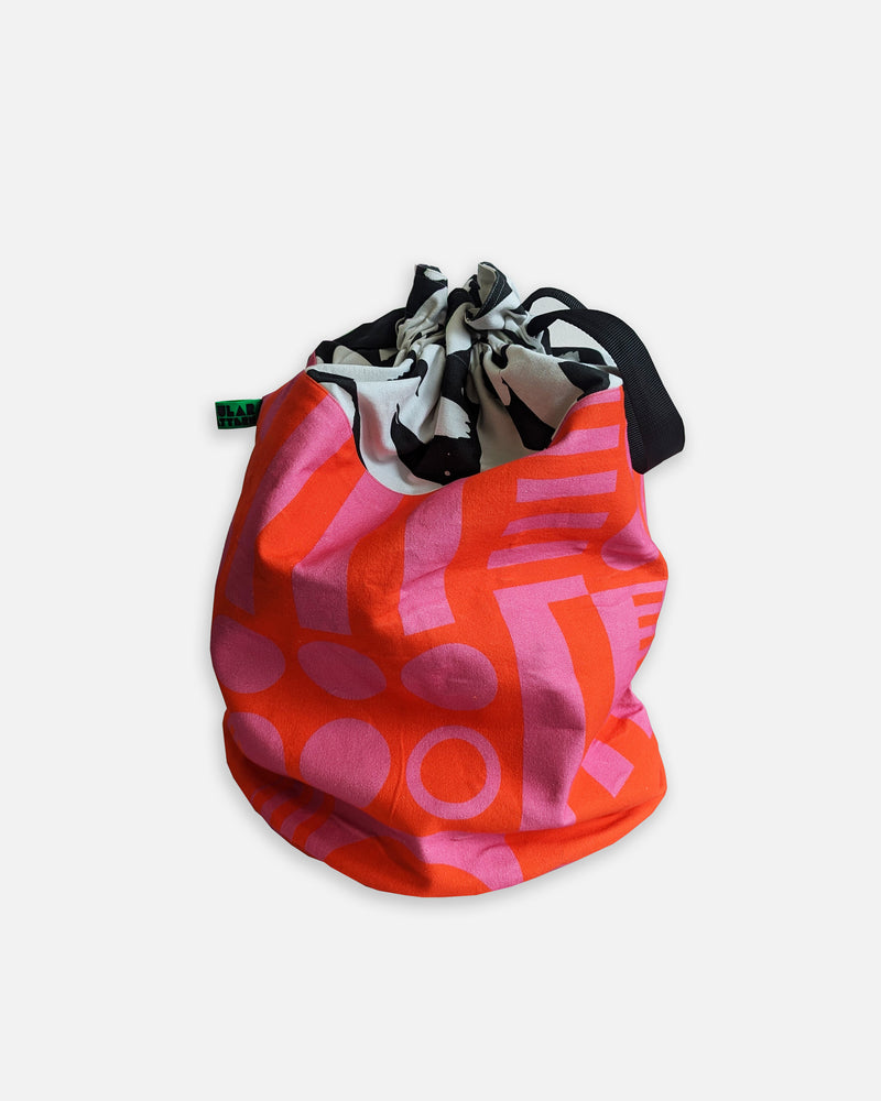 Reversible Laundry Bag in Hot Pink / Jungle / Mono