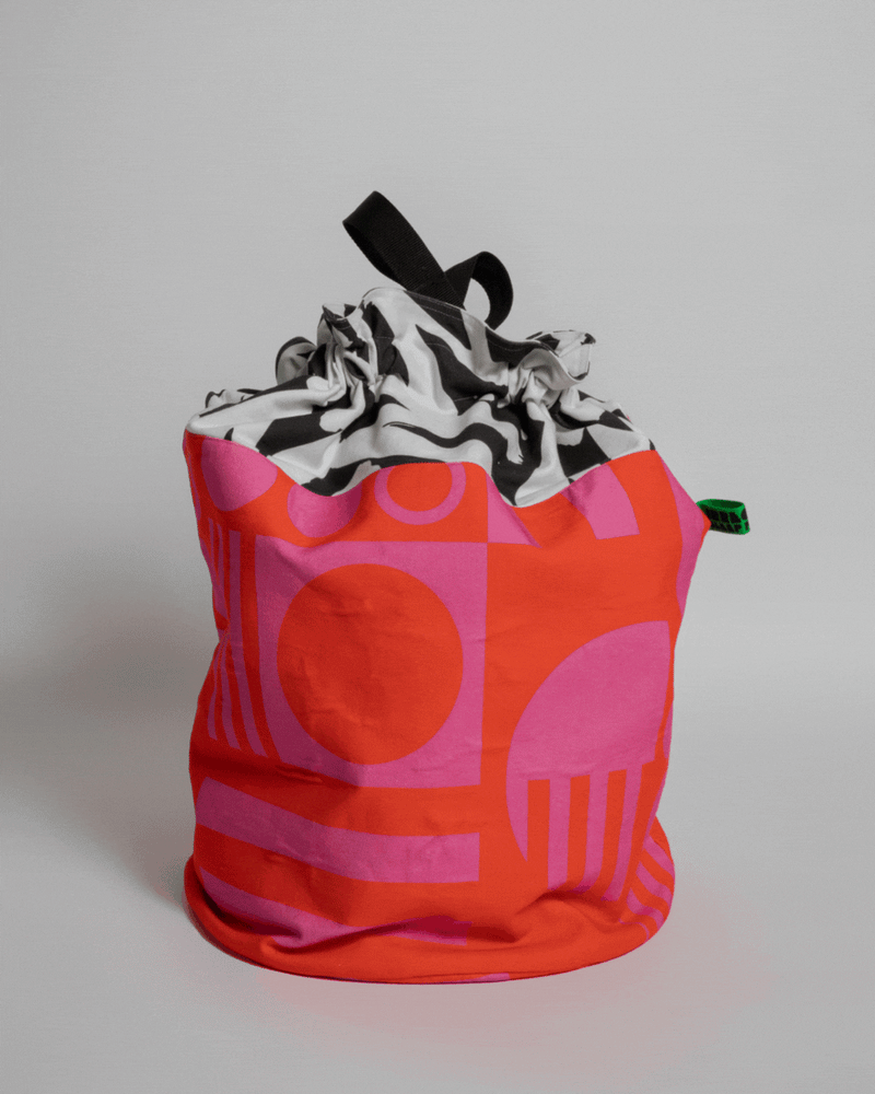 Reversible Laundry Bag in Hot Pink / Jungle / Mono
