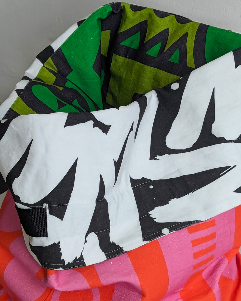 Reversible Laundry Bag in Hot Pink / Jungle / Mono