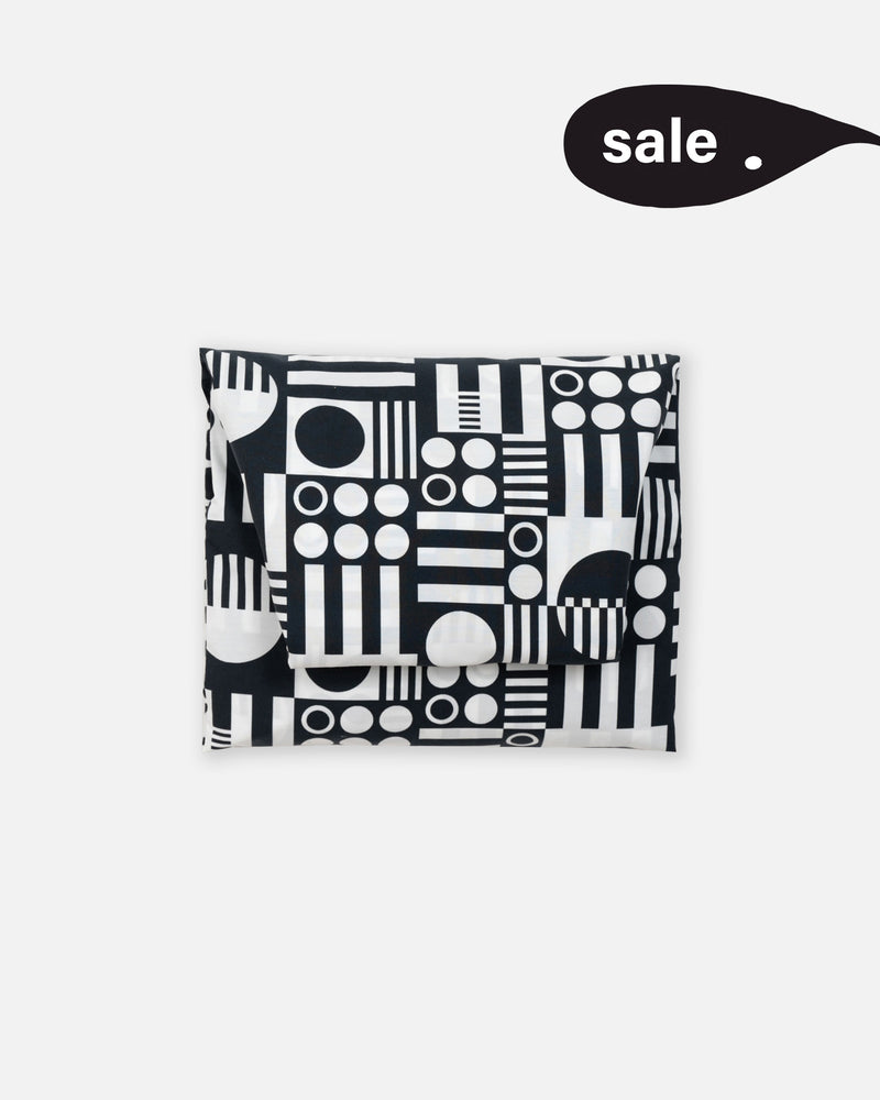 Little Paradox Fitted Sheets in Black+White