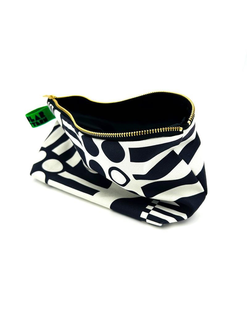 Organic Cotton Washbag in Mono