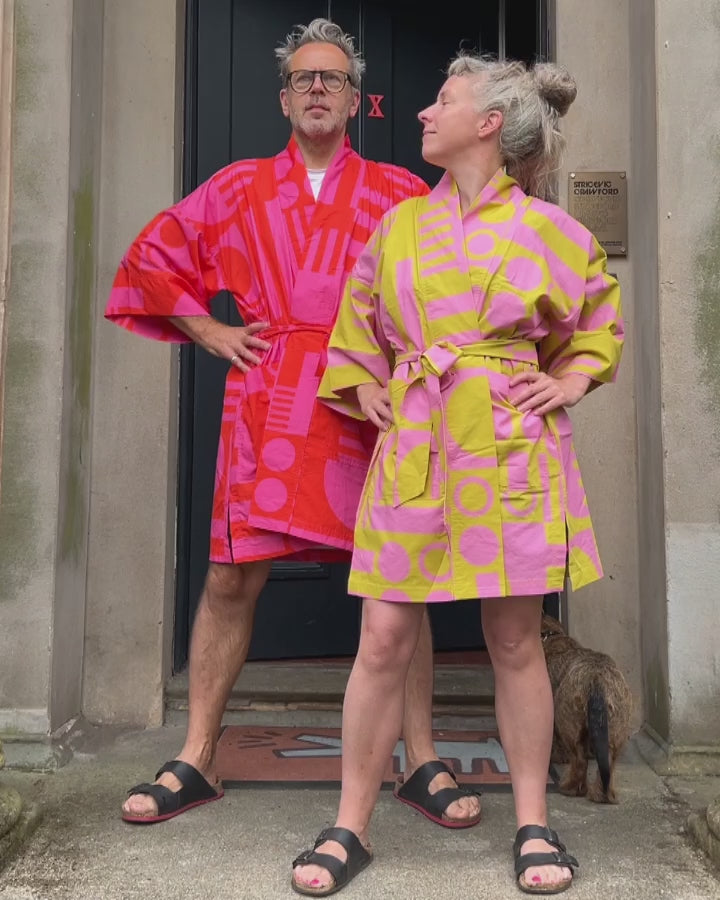 Paradox Robe in Hot Pink