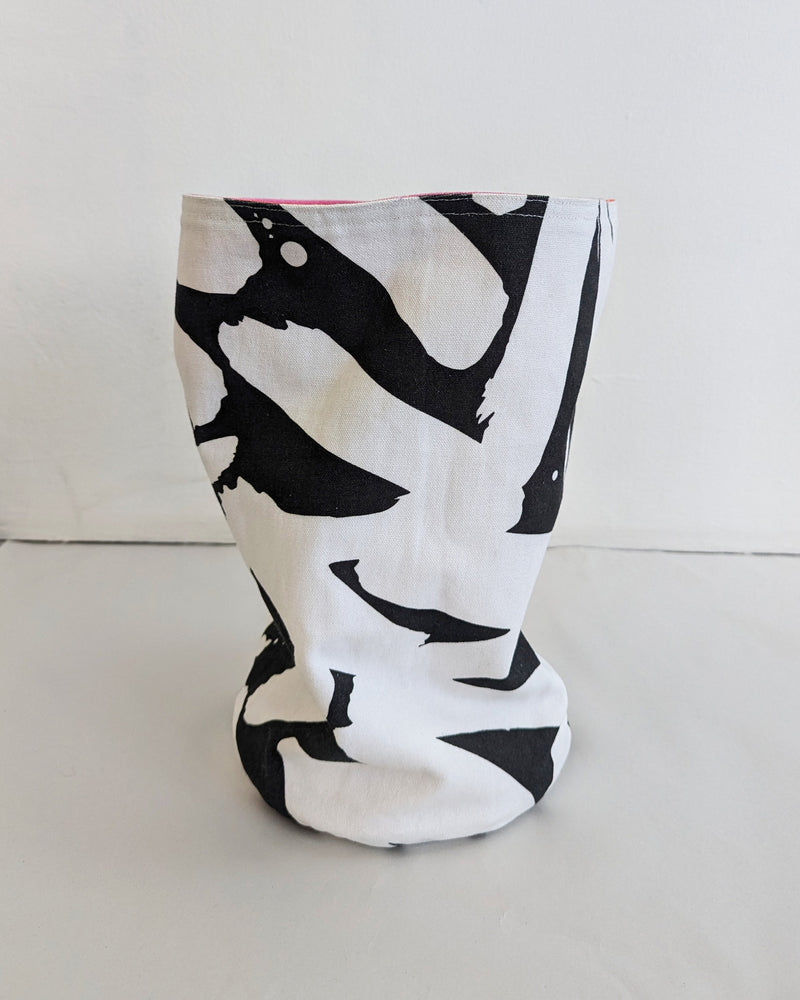 Small Storage Bag in Hot Pink / Mono